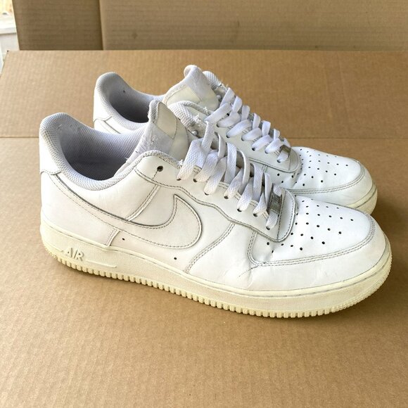 Nike Air Force 1 Triple White Size 11 - Picture 1 of 9
